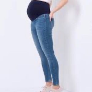Harper Maternity Lightly Distressed Jeggings Sz L